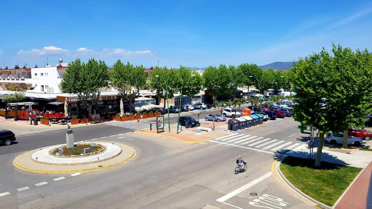 Leroy Apartment Empuriabrava Eksteriør bilde