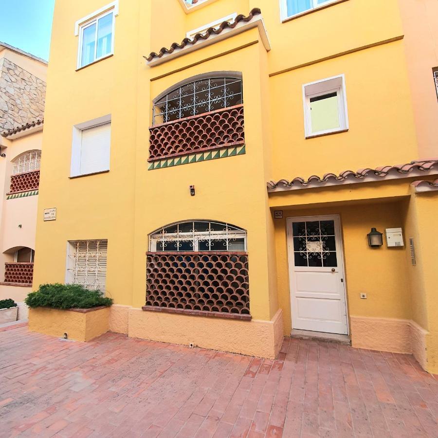 Leroy Apartment Empuriabrava Eksteriør bilde